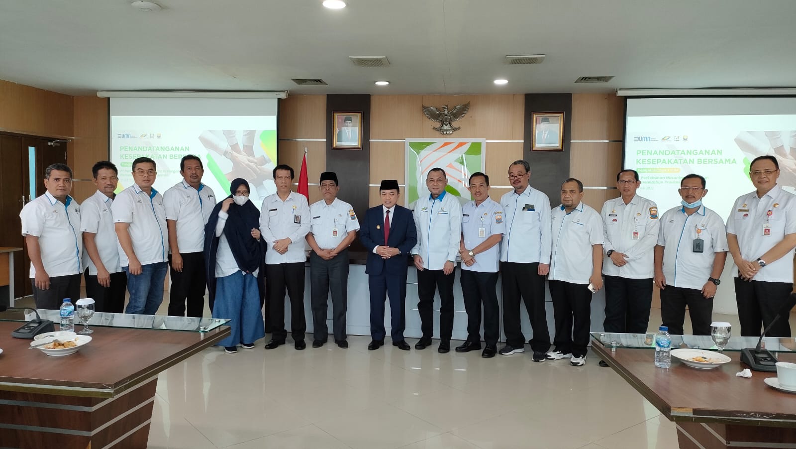 Gubernur Al Haris bersama jajaran Direksi PTPN VI