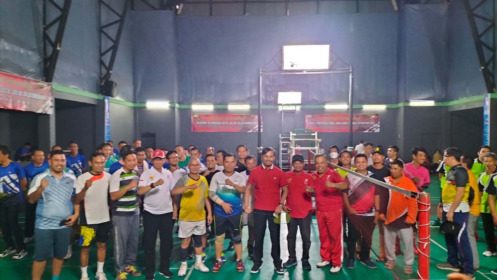 Kejuaraan bulutangkis antar OPD yang dilaksanakan DPRD Provinsi Jambi 