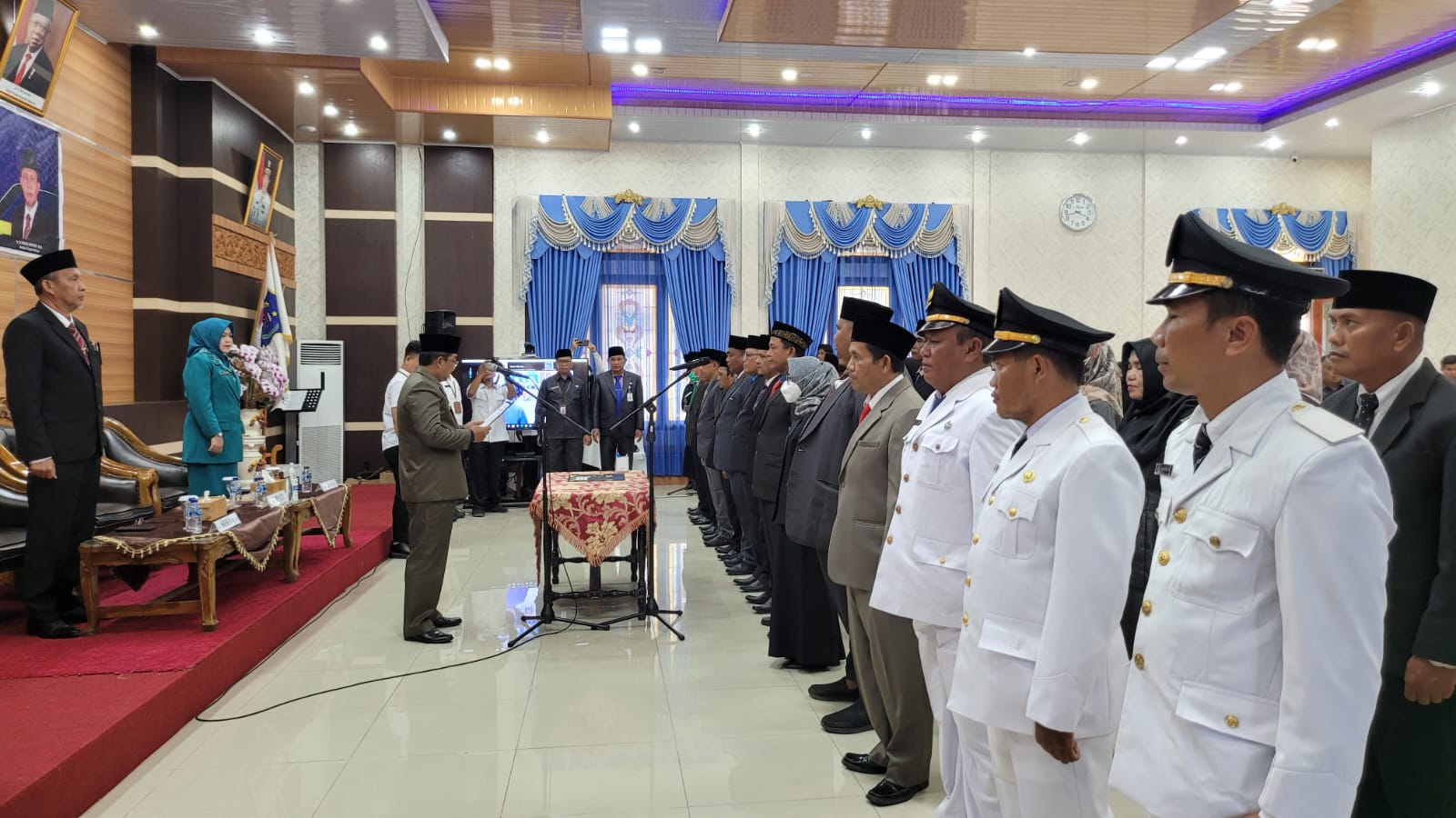Bupati Anwar Sadat saat lantik pejabat eselon II, III dan IV