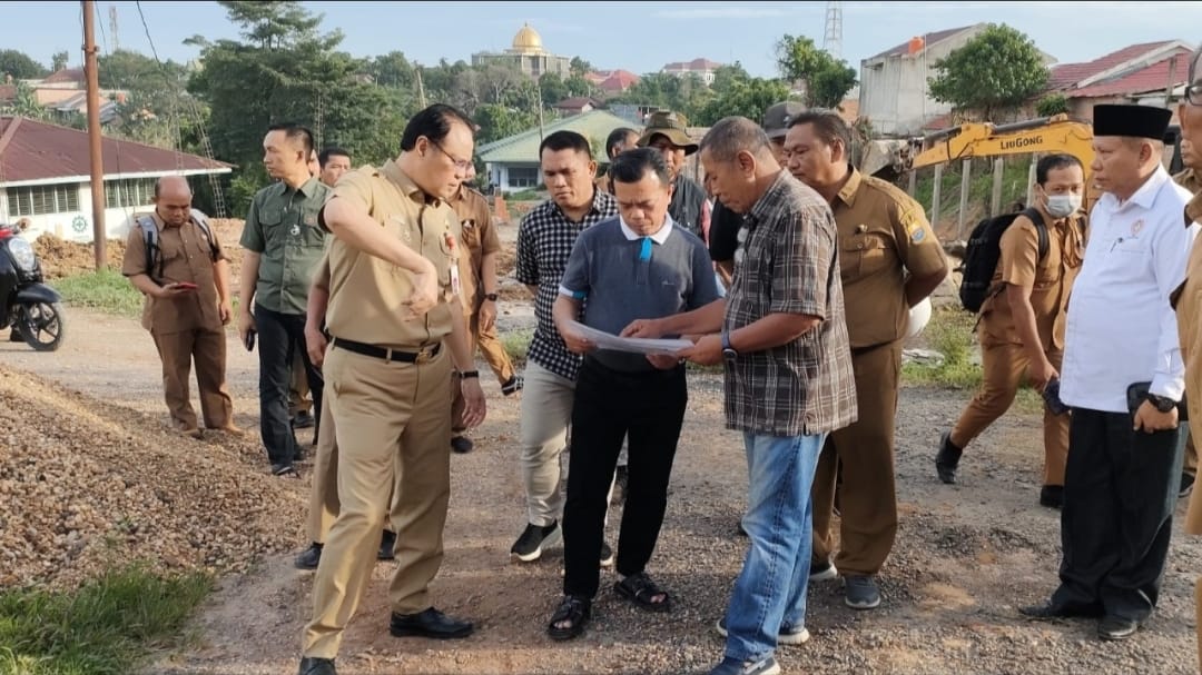 Gubernur Al Haris pantau pembangunan gedung baru SMA 12 Kota Jambi