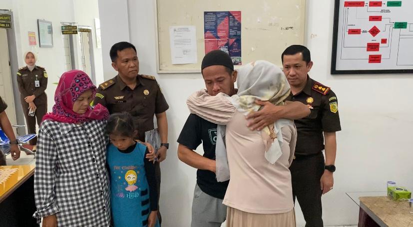 Penghentian kasus terdakwa Abdullah berdasarkan restoratif justice 