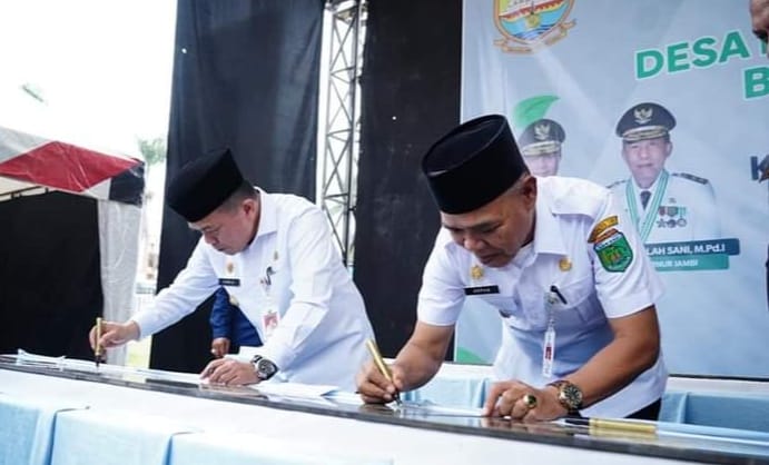 Gubernur Al Haris dan Pj Bupati Aspan resmikan 15 desa pemekaran di Tebo, Jumat (23/12)