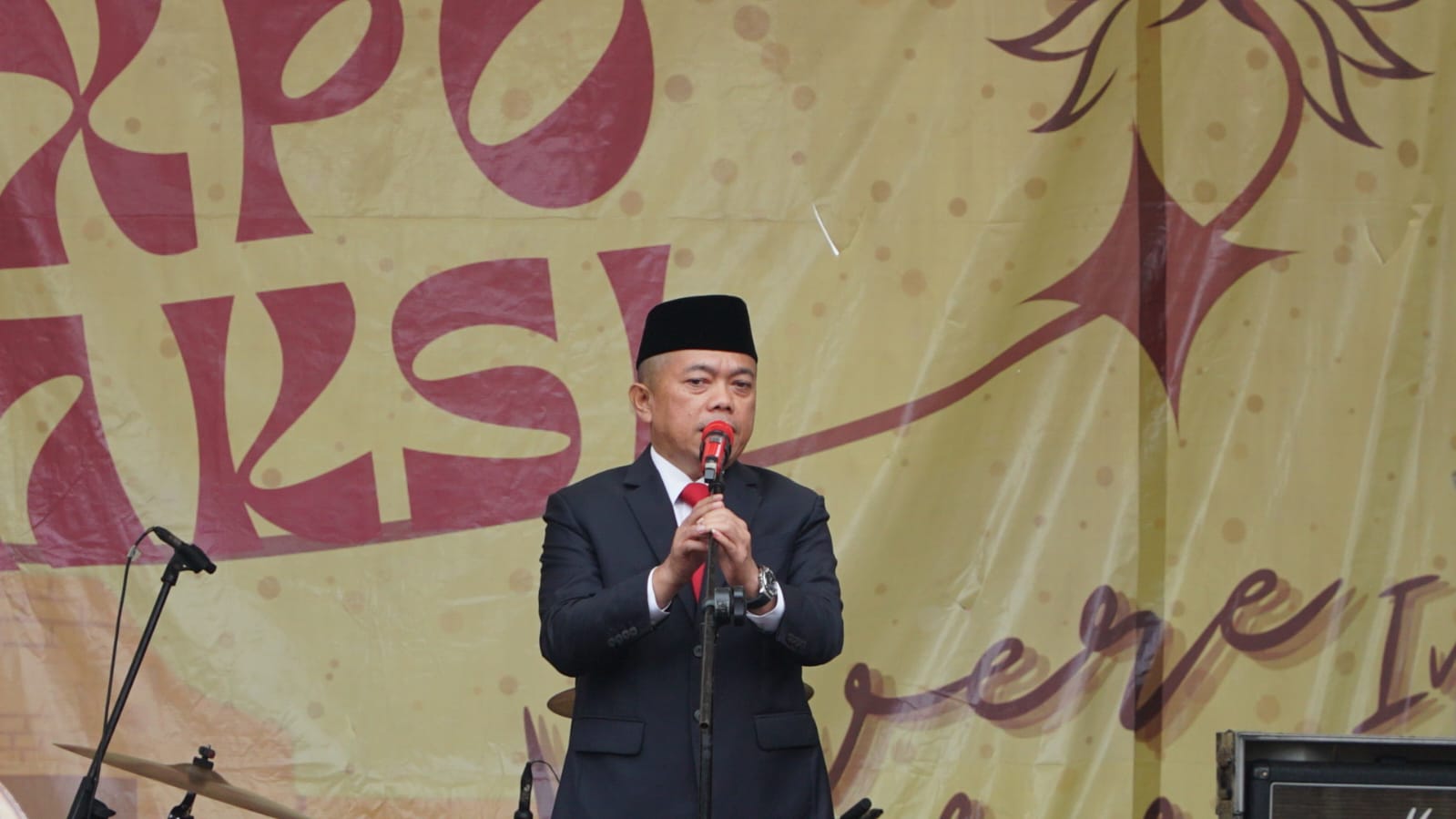 Al Haris saat sambutan di acara PANORAMA SMAN 1 Kota Jambi, Kamis (26/1)