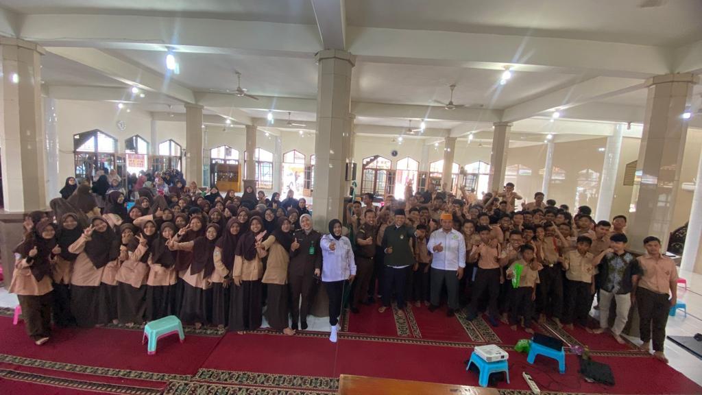Jaksa Masuk Sekolah Kejati Jambi di Ponpes Tawakkal Wijayapura Kota Jambi, Kamis (16/2)
