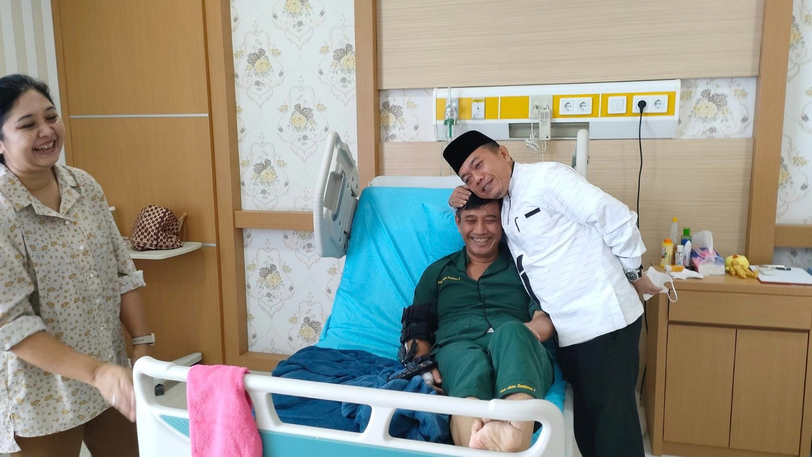 Al Haris besuk Kapolda Jambi di RS Polri Jakarta