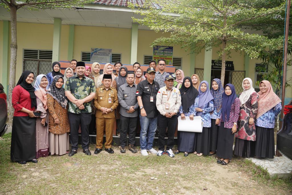 Gubernur Al Haris pantau proses pembelajaran di SMAN 12 dan SMAN 6 Sarolangun 