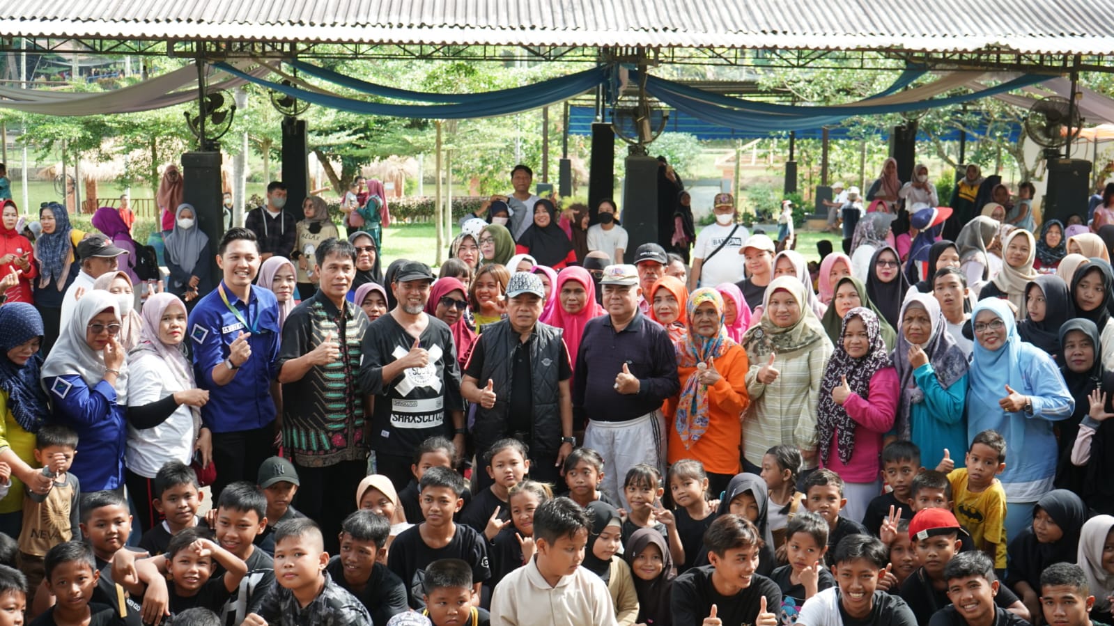Al Haris hadiri HUT ke-17 Kampung Radja, Minggu (19/3)