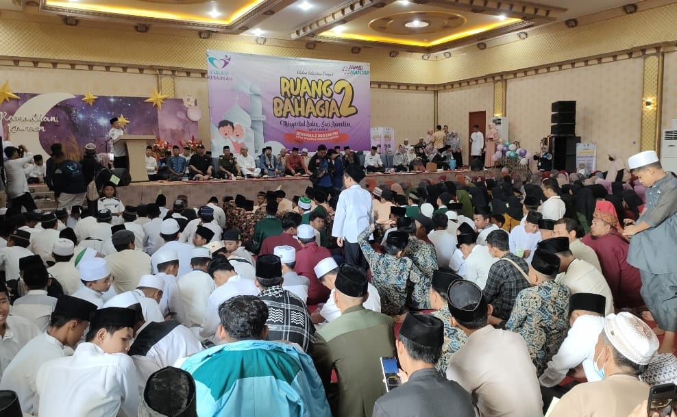 Gubernur Al Haris sambut Ramadan bersama 2000 anak yatim, dhuafa dan penghafal Al Qur'an 