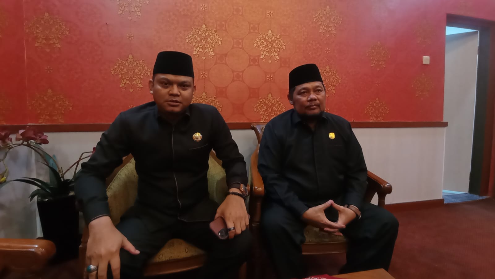 Yuli Setia Bakti saat diwawancarai awak media, Selasa (4/4)