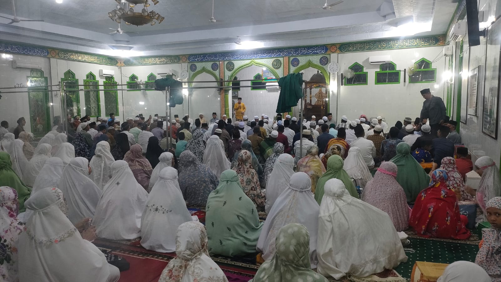 Safari Ramadan Gubernur Al Haris di Nipah Panjang, Jumat (14/4)