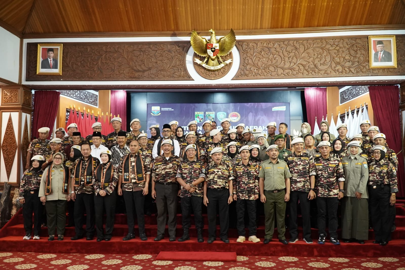 Sudirman melantik PD V Keluarga Besar FKPPI Jambi periode 2023-2028, Selasa (10/4)