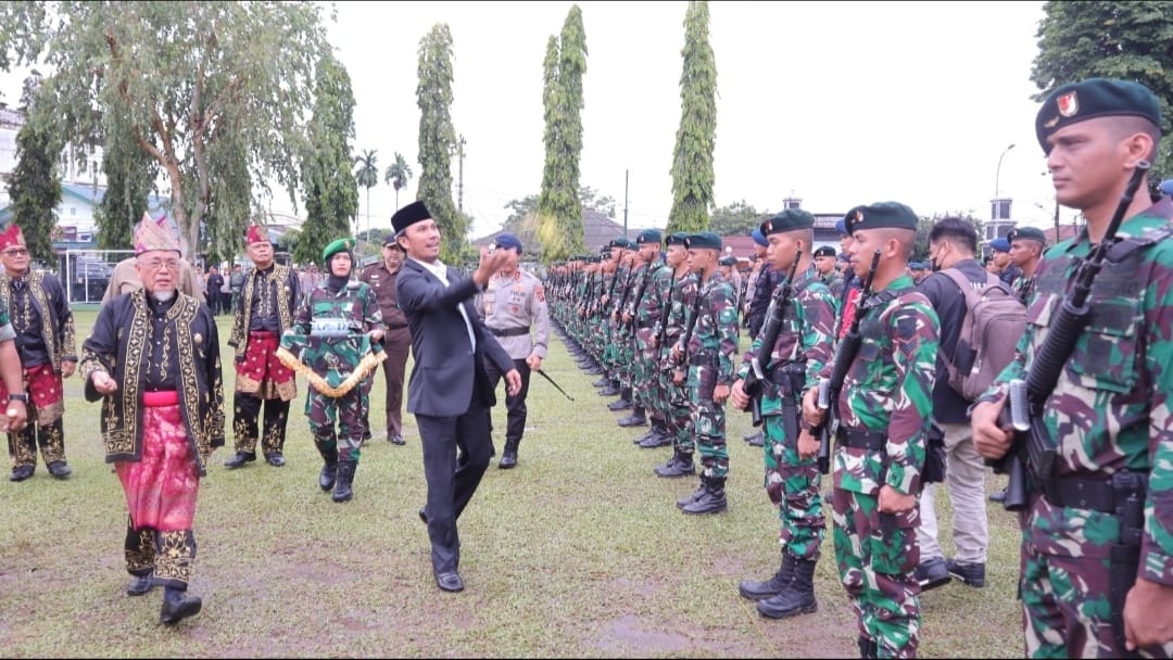 Edi Purwanto saat hadiri penyambutan Satgas Yonif Raider 142/Ksatria Jaya, Selasa (23/5)