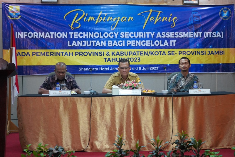 Ariansyah saat membuka (Bimtek) information technology security assesment lanjutan, Selasa (4/7)