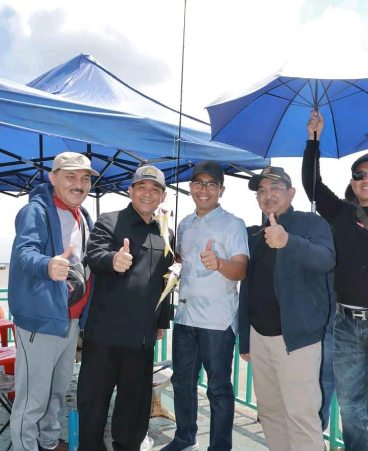 Kegiatan mancing bersama Bupati Anwar Sadat