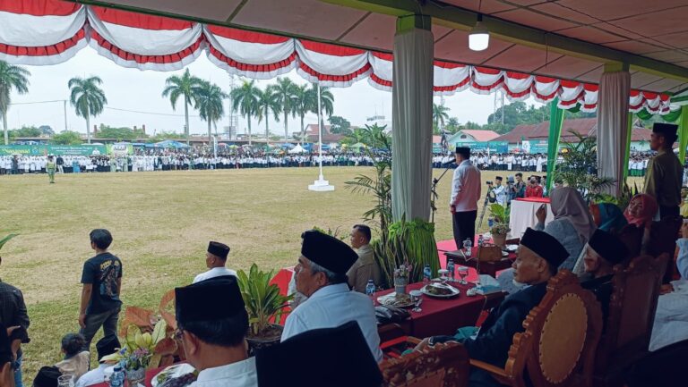 Al Haris pimpin apel Hari Santri di Rimbo Bujang Tebo, Minggu (22/10)