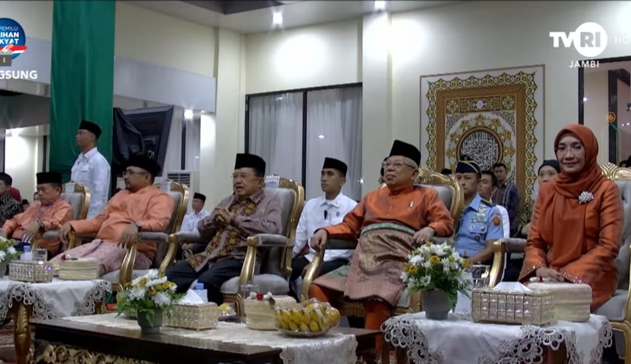 Wapres Maruf Amin saat buka STQH ke XVII di Provinsi Jambi, Senin malam (30/10)