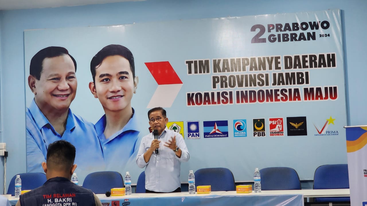 H Bakri saat menghadiri road show Fanta Syariah Prabowo-Gibran di Jambi, Jumat (12/1)