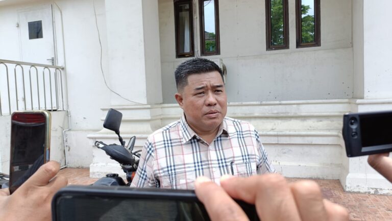 Karo Umum Setda Provinsi Jambi, Muzakir