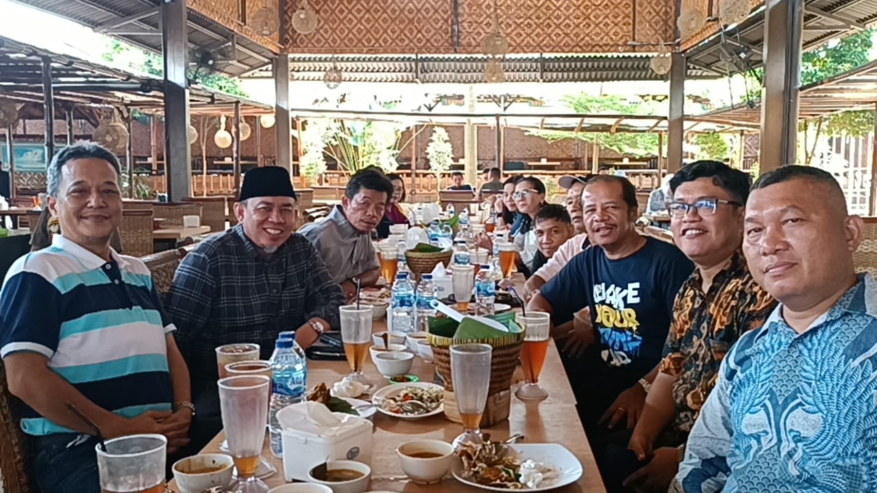 H Abdul Rahman silaturahmi dengan keluarga GKPS Jambi