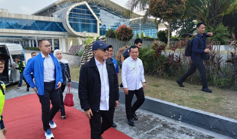 Al Haris sambut kedatangan Mendag Zulhas di Jambi, Sabtu (13/7)