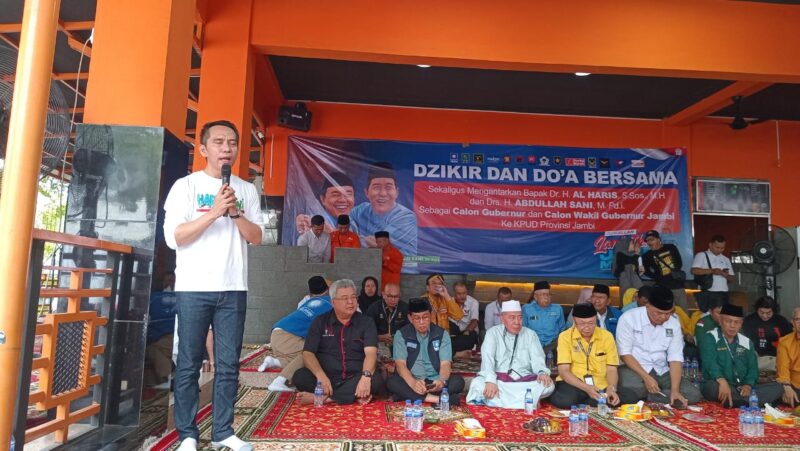 Tim Al Haris-Sani gelar dzikir dan doa bersama jelang pendaftaran ke KPU ambi, Selasa (28/8)