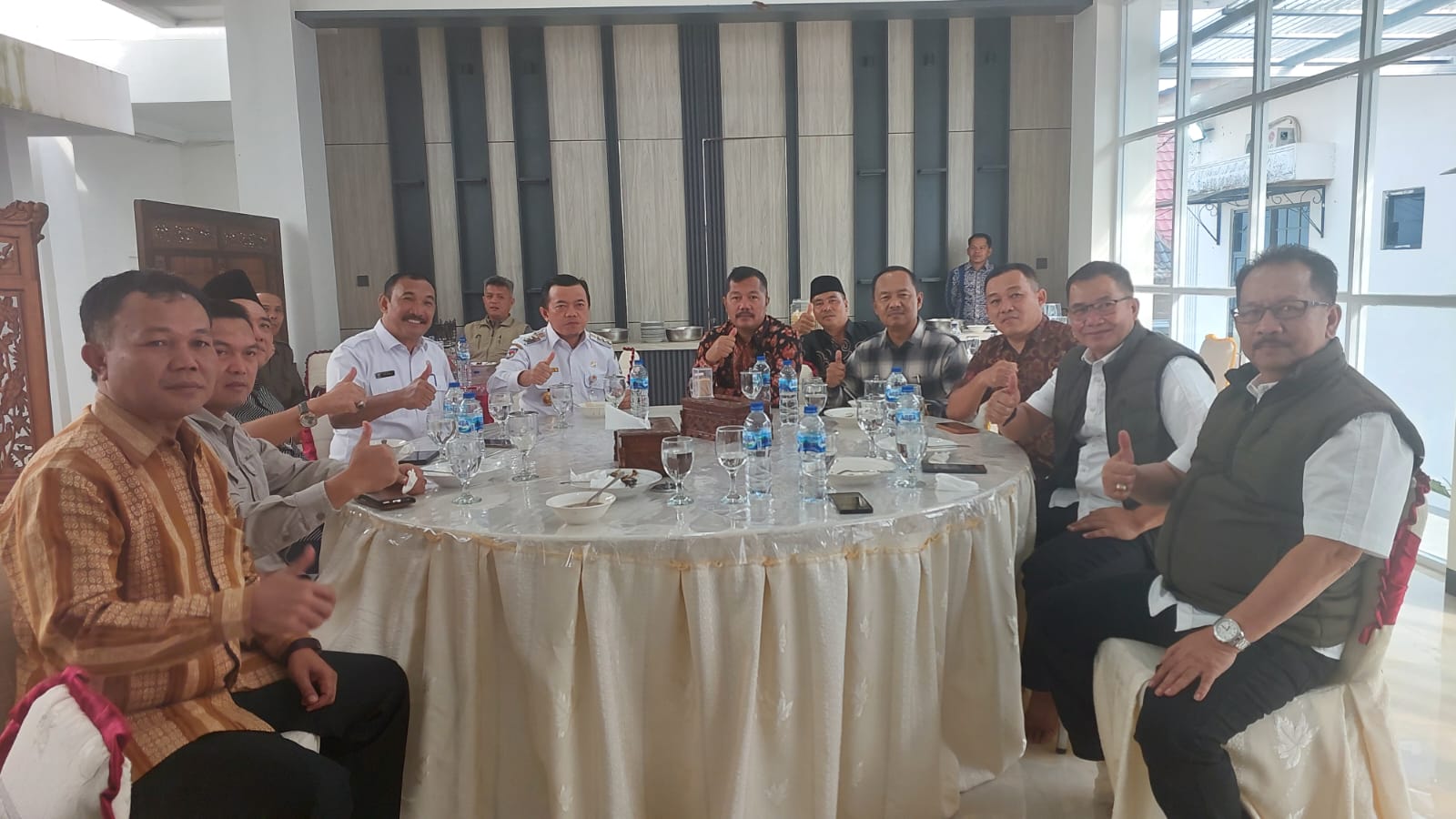 Saat Al Haris coffee morning bersama 4 Paslon Bupati Kerinci, Minggu (8/9)