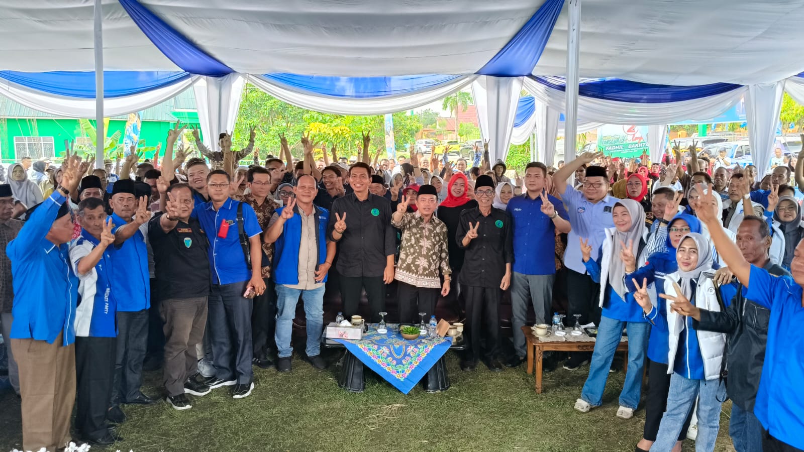 Al Haris silaturahmi dengan tokoh masyarakat dan kader PAN Batanghari, Selasa (8/10)