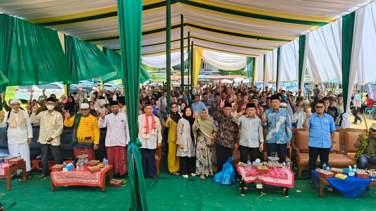 Al Haris dapat dukungan tokoh masyarakat Mandiangin, Rabu (16/10)