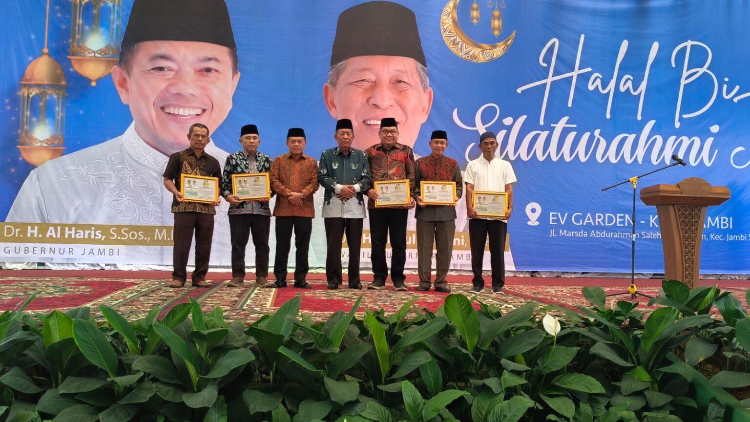 Al Haris-Sani halal bihalal dengan Tim Pemenangan 