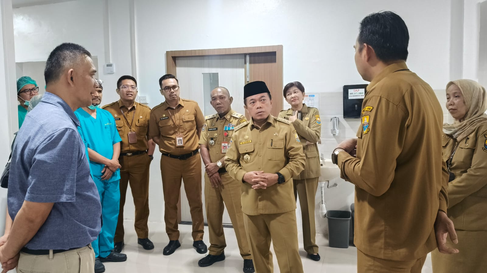 Al Haris tinjau RSUD Raden Mattaher Jambi pelaksanaan operasi bedah jantung perdana 