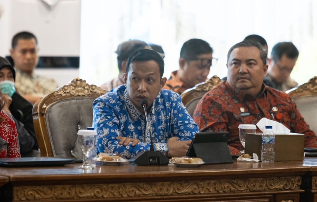 Dinas LH dan PTSP jawab pertanyaan DPD RI terkait dampak dan izin PT SAS