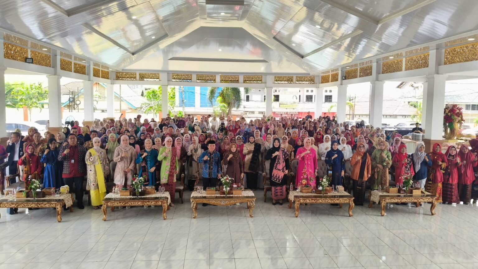 Gubernur Al Haris ajak perempuan Jambi jadi motor perubahan