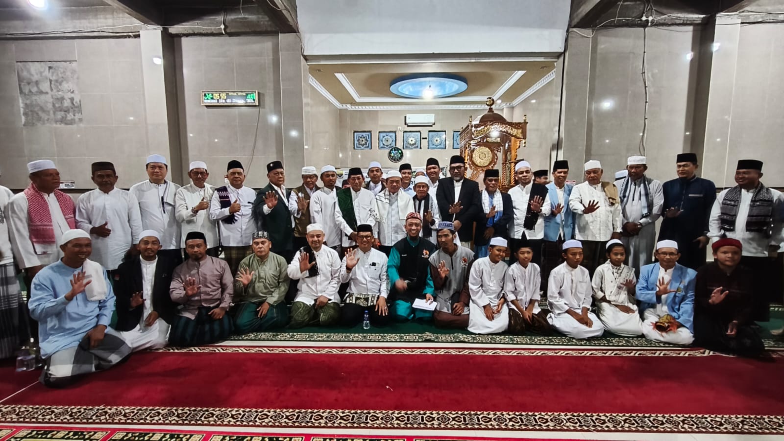 Safari subuh Pemprov Jambi di Masjid Hidayatullah