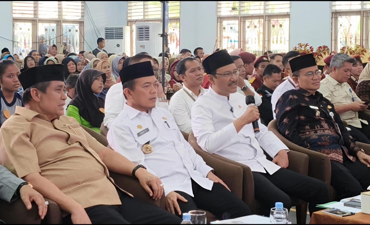 Gus Ipul menggelar open house Sekolah Rakyat untuk orang tua dan calon siswa di Sentra Alyatama