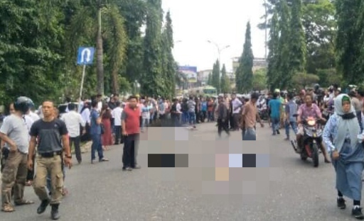 Kecelakaan maut yang menyebabkan dua pengendara motor meninggal 