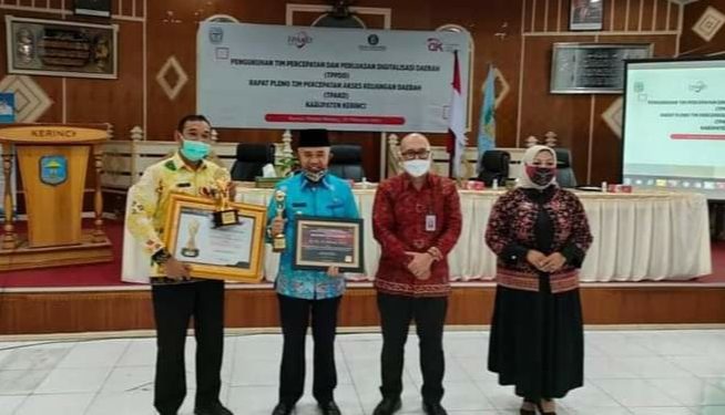 Bupati Kerinci, Adirozal