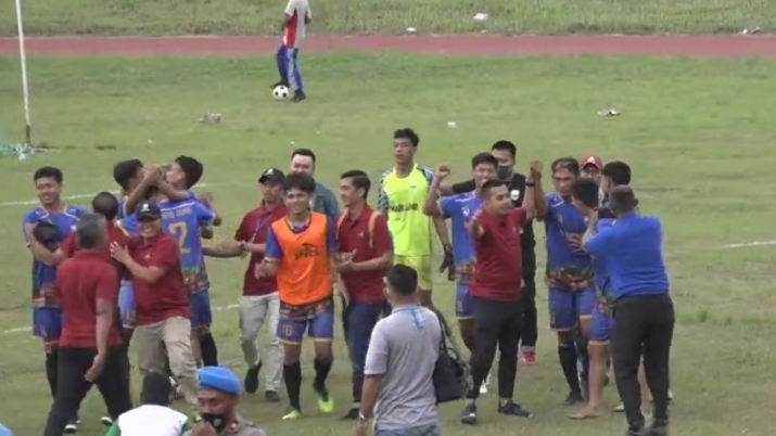 Muaro Jambi saat menang melalui adu pinalti atas Merangin di semifinal Gubernur Cup Jambi 2022