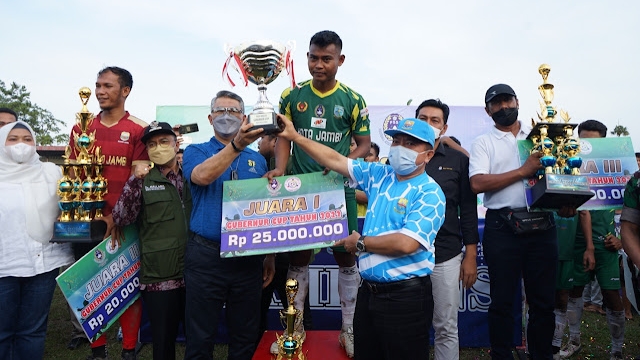 Gubernur Al Haris saat penutupan Gubernur Cup Jambi 2022