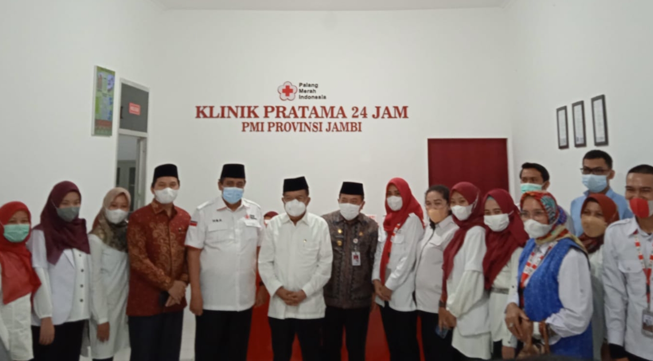 Jusuf Kalla, HBA, Al Haris dan pengurus PMI Provinsi Jambi 
