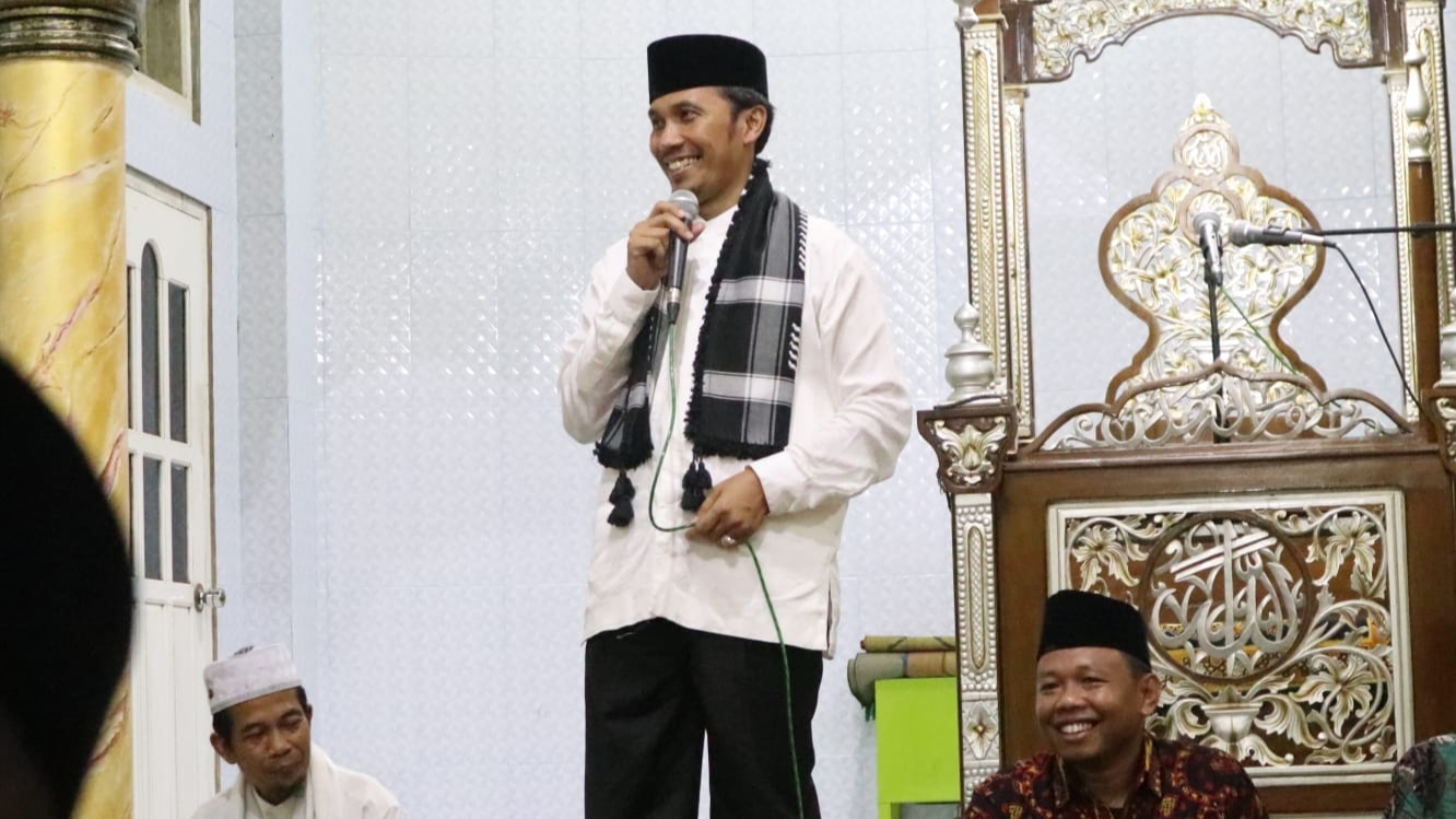 Edi Purwanto saat Safari Ramadan di Batanghari