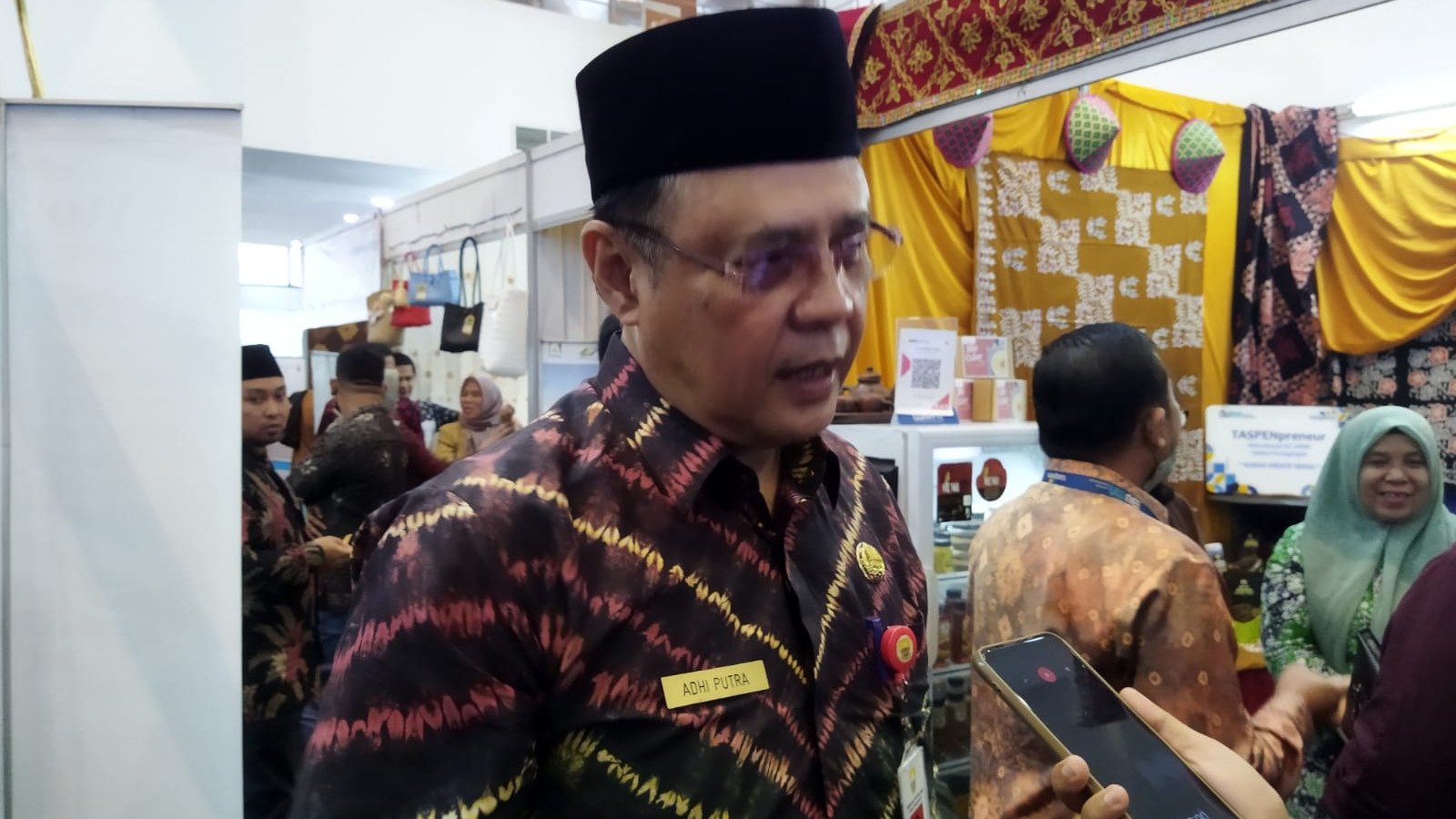 Varial Adhi Putra