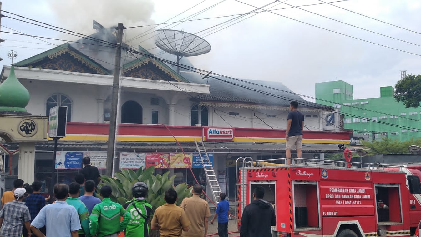 Kebakaran Alfamart di Kota Jambi