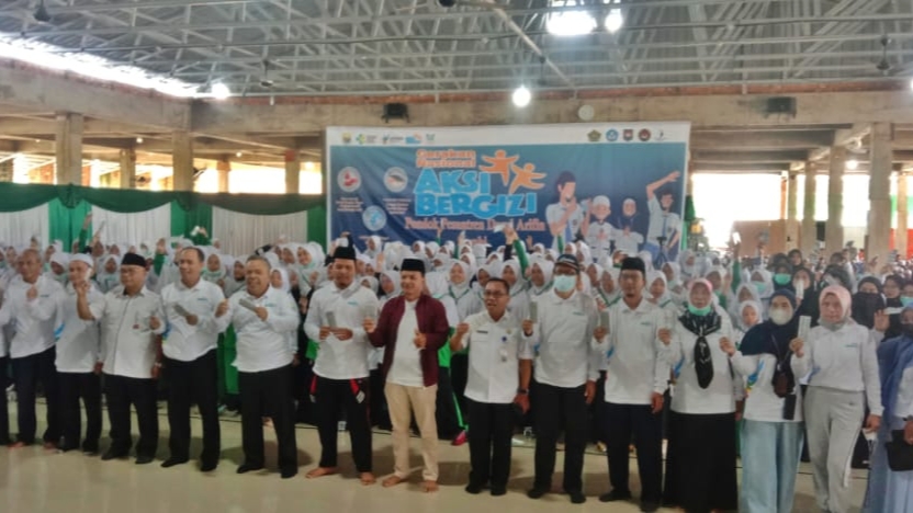 Gerakan Nasional Aksi Bergizi Dinkes Provinsi Jambi di Ponpes Darul Aripin