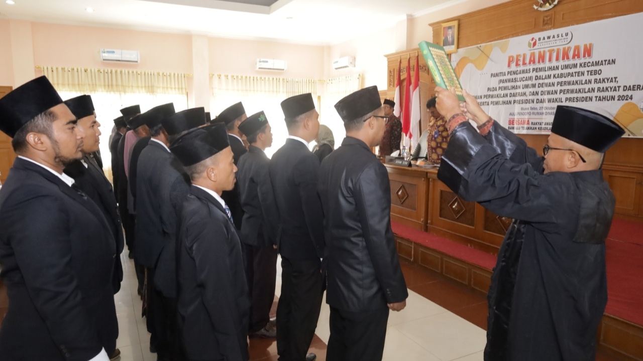 Pelnatikan Panwaslu Kecamatan se-Provinsi Jambi oleh Bawaslu Jambi 