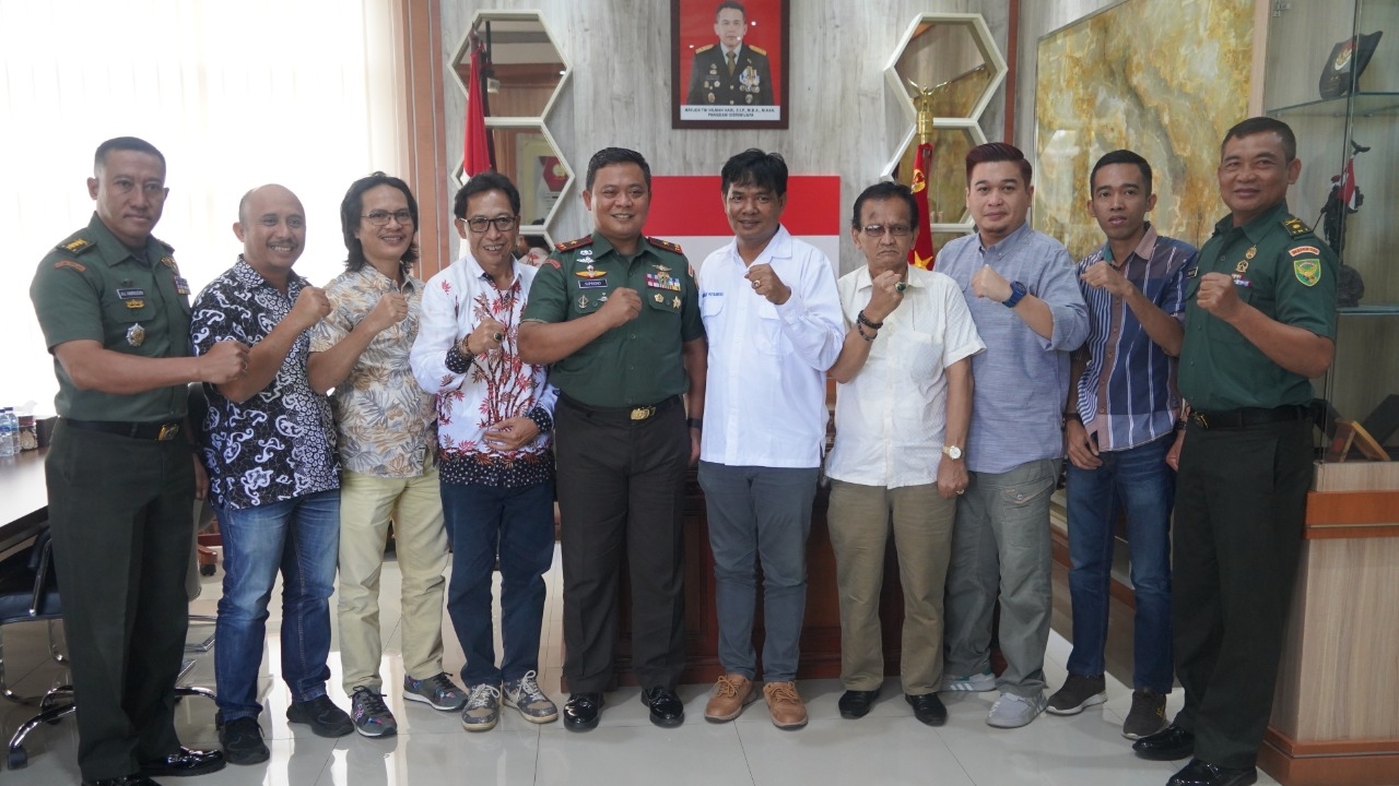 Silaturahmi pengurus SMSI Provinsi Jambi dengan Danrem Brigjen TNI Supriono 