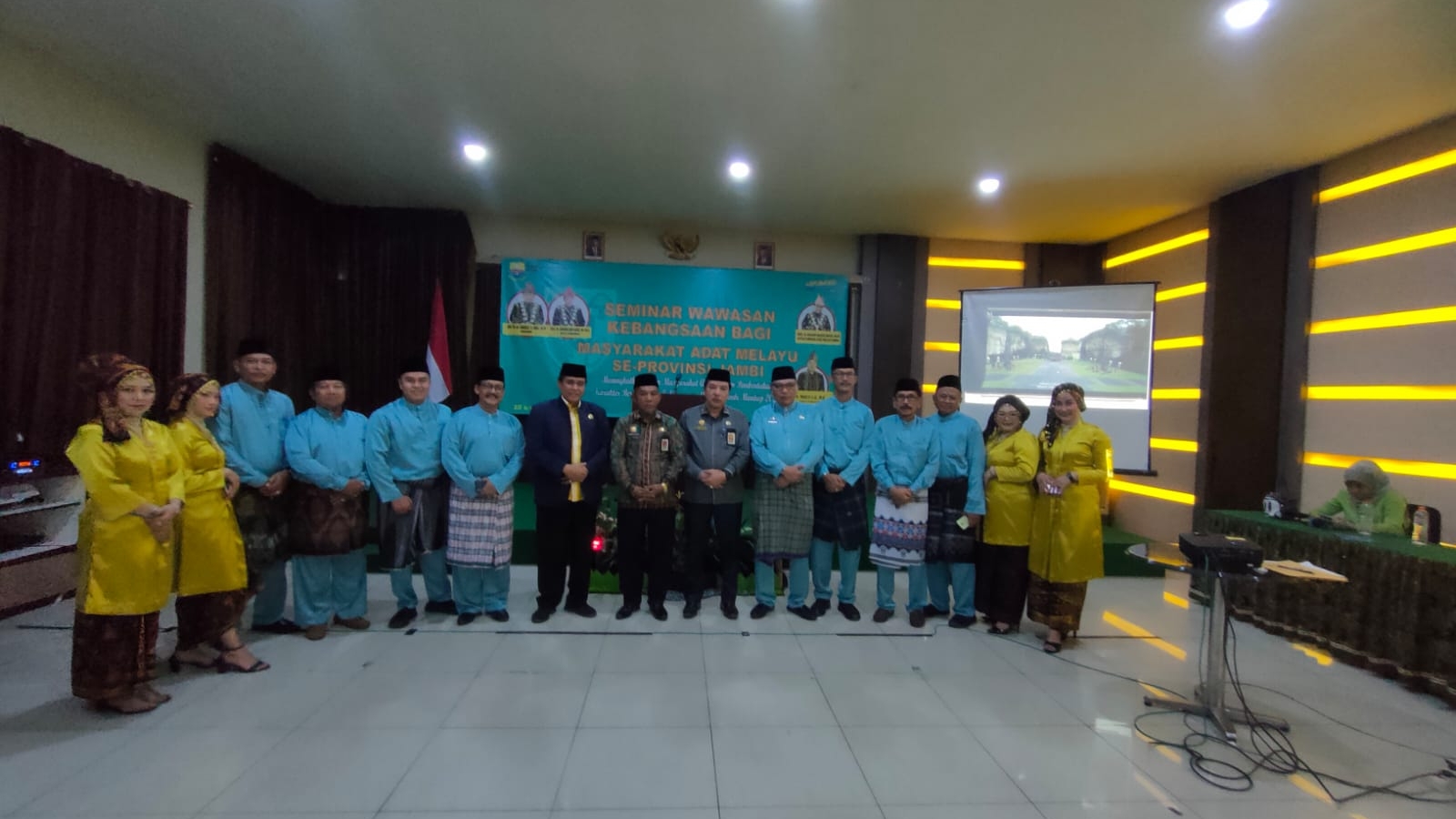 Seminar wawasan kebangsaan Kesbangpol bagi masyarakat adat se-Provinsi Jambi 