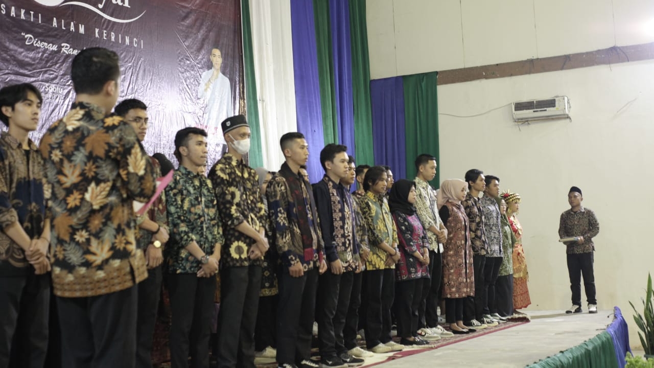 Pelantikan pengurus HIMSAK periode 2022-2023