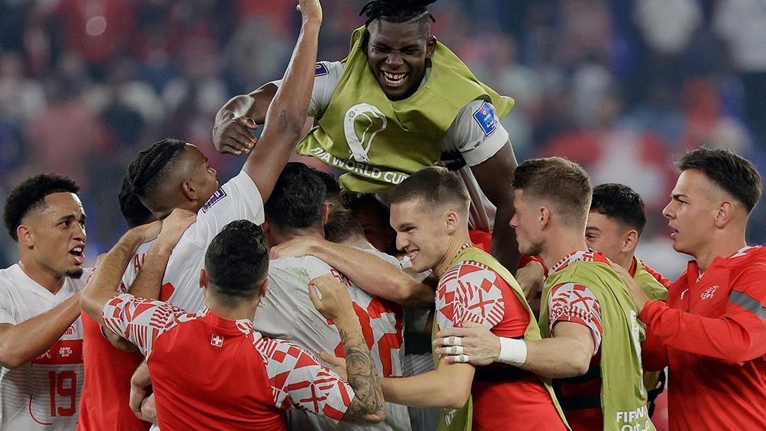 Swiss saat kalahkan Serbia 2-3 bertanding di di Stadium 974, Sabtu (3/12)