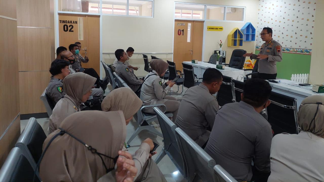 Kombes Pol Hastry beri arahan personel pengamanan kesehatan pernikahan Kaesang-Erina 