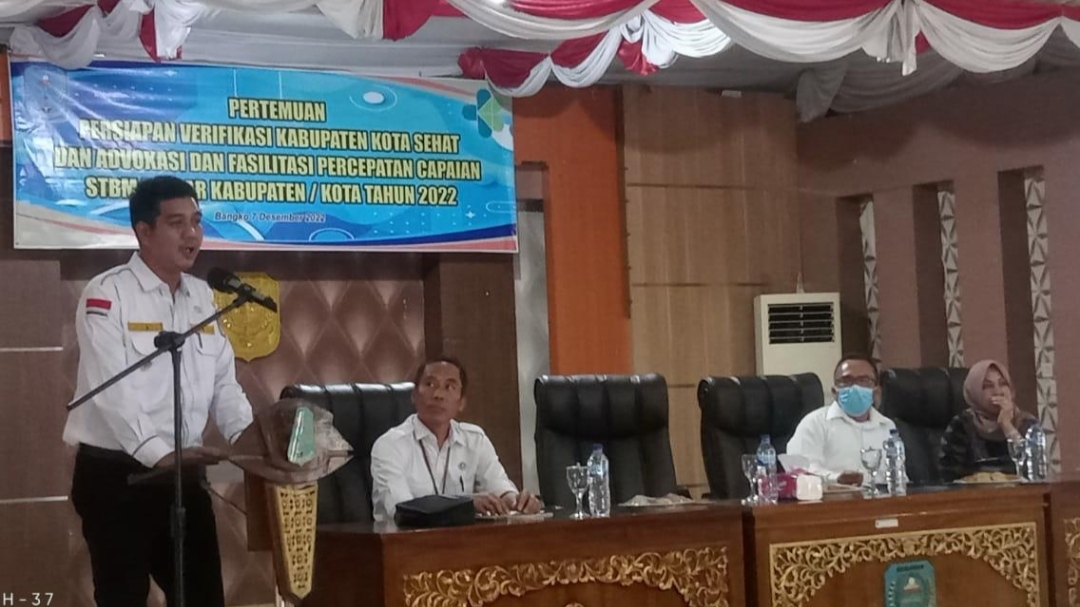 Nilwan saat membuka pepan verifikasi kabupaten/kota sehat 2022, di Aula Utama Kantor Bupati Merangin